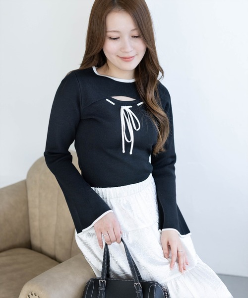 clear（クリア）の「胸元前開きリボンニットトップス[バレエコア ガーリー]（ニット/セーター・レディース・ピンク/オフホワイト/ブラック・F）」の4枚目の写真