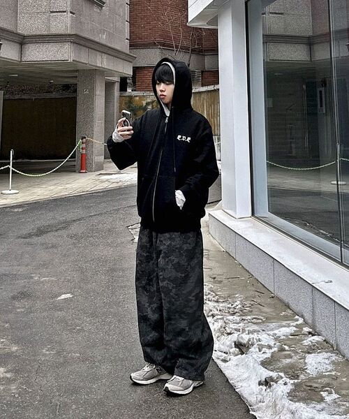 A NOTHING(アナッシング)の「VINTAGE CAMOUFLAGE SWEAT PANTS (Khaki)(スウェットパンツ・レディース・その他・MEDIUM/LARGE)」の5枚目の写真