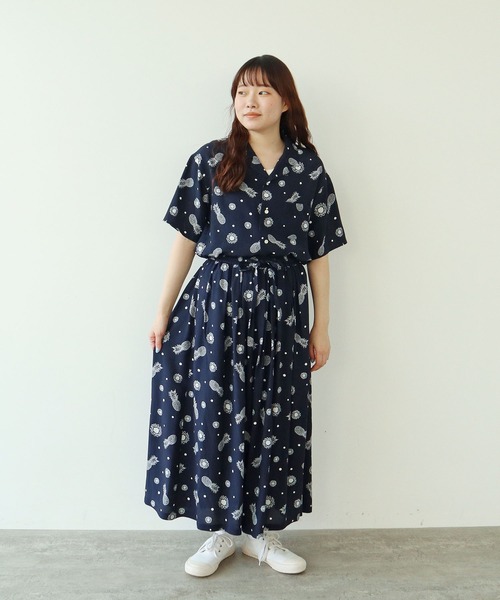 PAR ICI（パーリッシィ）の「パイナップルひまわりプリント ギャザースカート(セットアップ対応)（スカート・レディース・ネイビー・FREE）」の11枚目の写真
