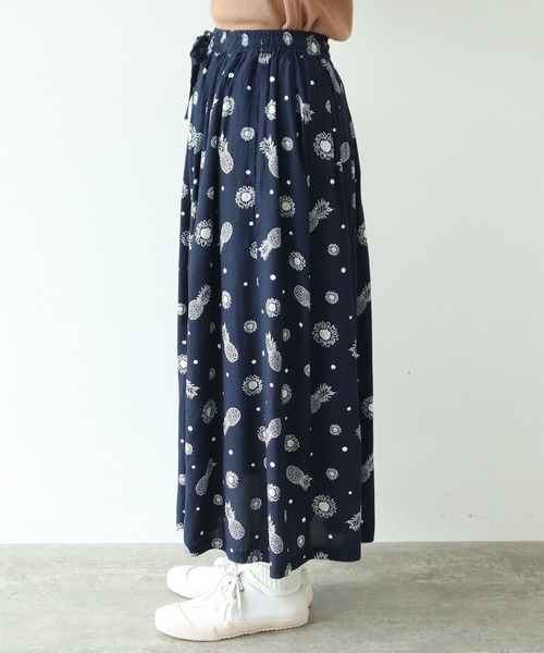 PAR ICI（パーリッシィ）の「パイナップルひまわりプリント ギャザースカート(セットアップ対応)（スカート・レディース・ネイビー・FREE）」の15枚目の写真