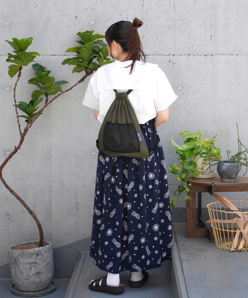 PAR ICI(パーリッシィ)の「パイナップルひまわりプリント ギャザースカート(セットアップ対応)(スカート・レディース・ネイビー・FREE)」の21枚目の写真