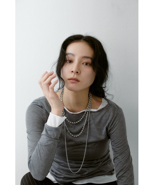 ANF.MUU(アンフムー)の「シアーボートネックロンT(Tシャツ/カットソー・レディース・ブルー/グレー/ブラック/イエロー/ピンク/ホワイト・FREE)」の21枚目の写真
