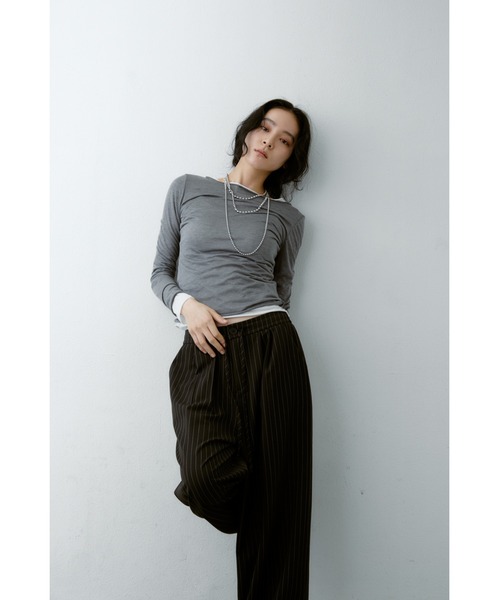 ANF.MUU(アンフムー)の「シアーボートネックロンT(Tシャツ/カットソー・レディース・ブルー/グレー/ブラック/イエロー/ピンク/ホワイト・FREE)」の22枚目の写真