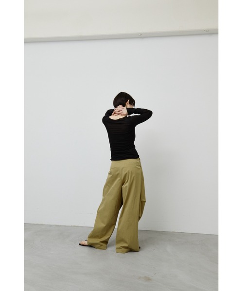 ANF.MUU(アンフムー)の「シアーボートネックロンT(Tシャツ/カットソー・レディース・ブルー/グレー/ブラック/イエロー/ピンク/ホワイト・FREE)」の18枚目の写真