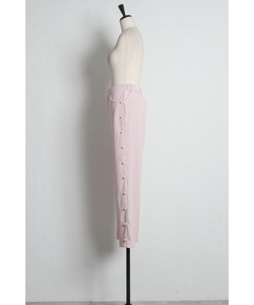 tocco closet(トッコ クローゼット)の「パール付きサイドスカラップテーパードパンツ(スラックス・レディース・ピンク/ブラック・M)」の11枚目の写真