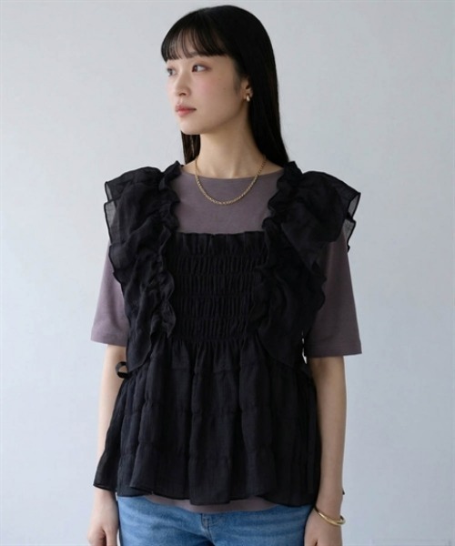 nissen(ニッセン)の「楊柳シャーリングフリルトップス(Tシャツ/カットソー・レディース・ブラック/ブルー・M/S/LL/L)」の4枚目の写真