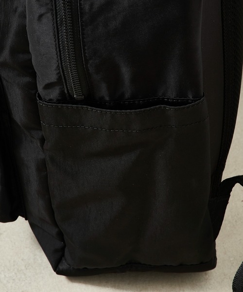 FRED PERRY（フレッドペリー）の「【FRED PERRY】CRINKLE NYLON BACKPACK L3339/クリンクルナイロン バックパック（バックパック/リュック・メンズ・カーキ/ブラック・FREE）」の20枚目の写真