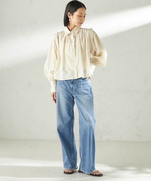 SHIPS（シップス）の「堀田茜×SHIPS:〈接触冷感/撥水/洗濯機可能〉TEXBRID(R) ギャザー ブラウス（シャツ/ブラウス・レディース・ブラック/ベージュ系/オフホワイト・ONE SIZE）」の4枚目の写真