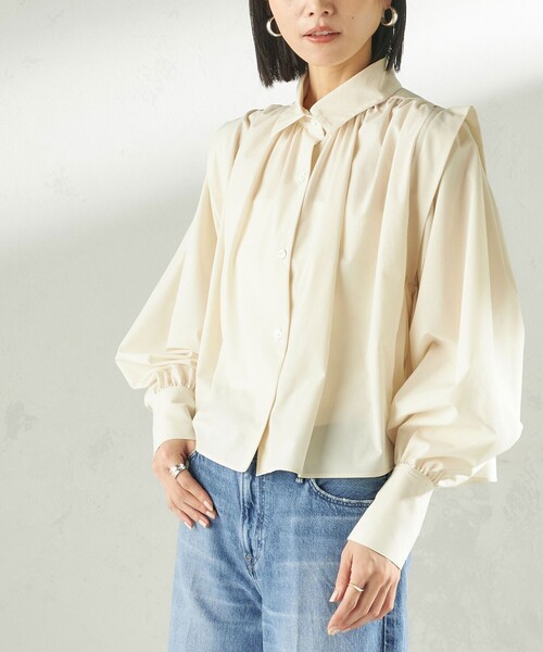 SHIPS（シップス）の「堀田茜×SHIPS:〈接触冷感/撥水/洗濯機可能〉TEXBRID(R) ギャザー ブラウス（シャツ/ブラウス・レディース・ブラック/ベージュ系/オフホワイト・ONE SIZE）」の8枚目の写真