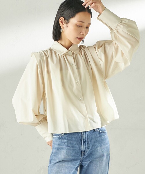 SHIPS（シップス）の「堀田茜×SHIPS:〈接触冷感/撥水/洗濯機可能〉TEXBRID(R) ギャザー ブラウス（シャツ/ブラウス・レディース・ブラック/ベージュ系/オフホワイト・ONE SIZE）」の9枚目の写真