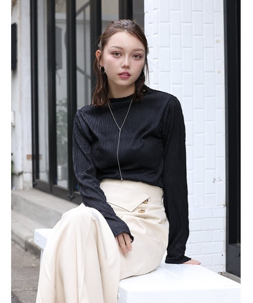 fifth(フィフス)の「ウェーブジャガードボトルネックロンT(Tシャツ/カットソー・レディース・ブラック/グレイッシュベージュ/アイボリー/マスタード・M)」の1枚目の写真