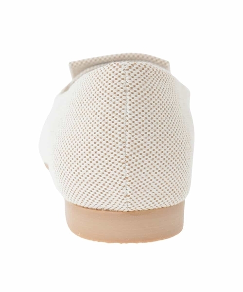 a.v.v（アーヴェヴェ）の「ﾊﾞｯｸﾙﾂｷﾛｰｶｯﾄﾊﾟﾝﾌﾟｽ（その他シューズ・レディース・ミント/アイボリー/ブラック・23.5/24.5）」の6枚目の写真