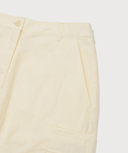 COVERNAT(カバーナット)の「WOMAN PARACHUTE CARGO PANTS(カーゴパンツ・レディース・ベージュ/ブラック/アイボリー・MEDIUM/SMALL)」の19枚目の写真