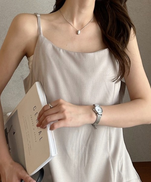 Eclat one(エクラワン)の「【Eclat one】ウエストタック シンプル キャミ ワンピース(ワンピース・レディース・ブラック/グレー/ブラウン・FREE)」の2枚目の写真