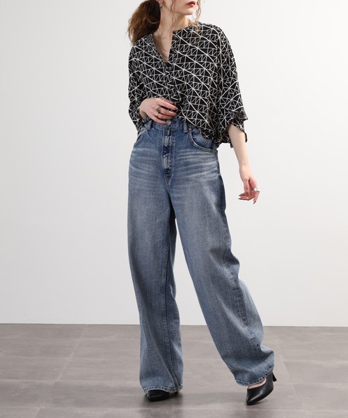 EGLANTINE(エグランティーヌ)の「EGLANTINE セットアップ対応 プリントブラウス 半端袖(シャツ/ブラウス・レディース・ブラック/ベージュ・40)」の8枚目の写真