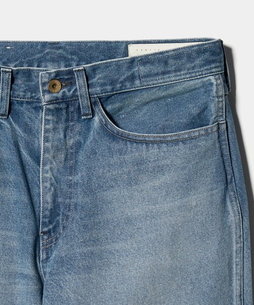 UNITED ARROWS(ユナイテッドアローズ)の「<KURO>SPLIT PANEL JEANS/スリット パネル デニムパンツ(その他パンツ・メンズ・ライトブルー・30inch/32inch)」の3枚目の写真