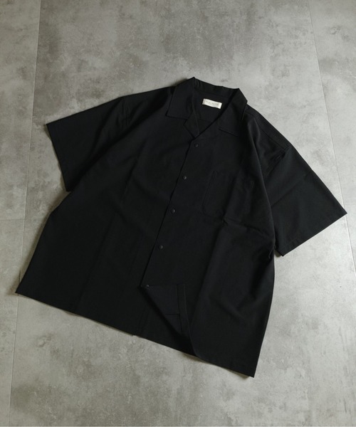 many men many mind(メニーメンメニーマインド)の「MANYMENMANYMINDS / AIRLEAKFABRIC/半袖オープンカラーシャツ(シャツ/ブラウス・メンズ・チャコール/ブラック・LARGE/X-LARGE/MEDIUM)」の1枚目の写真