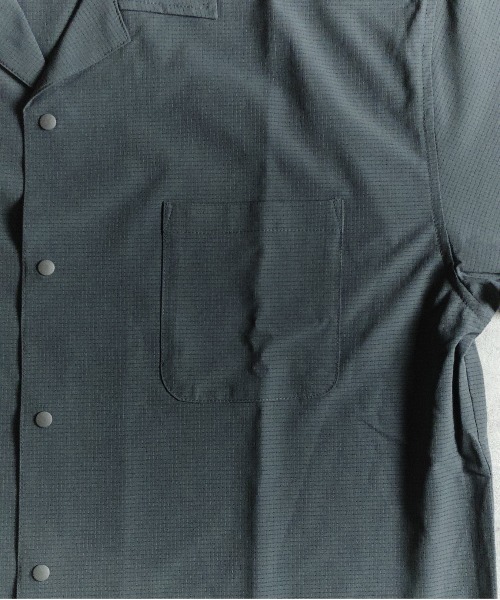 many men many mind(メニーメンメニーマインド)の「MANYMENMANYMINDS / AIRLEAKFABRIC/半袖オープンカラーシャツ(シャツ/ブラウス・メンズ・チャコール/ブラック・LARGE/X-LARGE/MEDIUM)」の17枚目の写真
