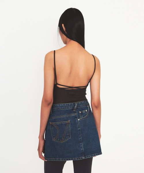 DIAGONAL（ダイアゴナル）の「BACK STRAP SLEEVELESS KNIT (dark grey)（Tシャツ/カットソー・レディース・ダークグレー・FREE）」の3枚目の写真