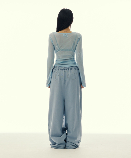 GILAARCHIVE（ギラアーカイブ）の「SCRIPT LETTERING SHEER LONG SLEEVE_SKY BLUE（Tシャツ/カットソー・レディース・その他・FREE）」の3枚目の写真
