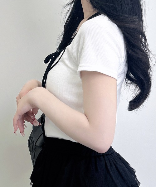 INGNI（イング）の「配色パイピングリボンレイヤードトップス（Tシャツ/カットソー・レディース・ベージュ系7/ピンク系7/ブラック×ホワイト/ホワイト×ブラック・M）」の9枚目の写真