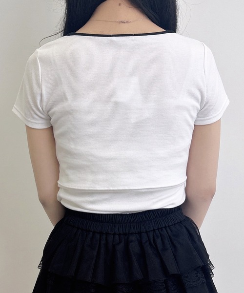 INGNI（イング）の「配色パイピングリボンレイヤードトップス（Tシャツ/カットソー・レディース・ベージュ系7/ピンク系7/ブラック×ホワイト/ホワイト×ブラック・M）」の10枚目の写真