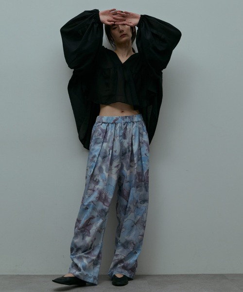 flaeu(フラユ)の「Blur Flower Trousers(その他パンツ・レディース・ブルー/ピンク・FREE)」の7枚目の写真