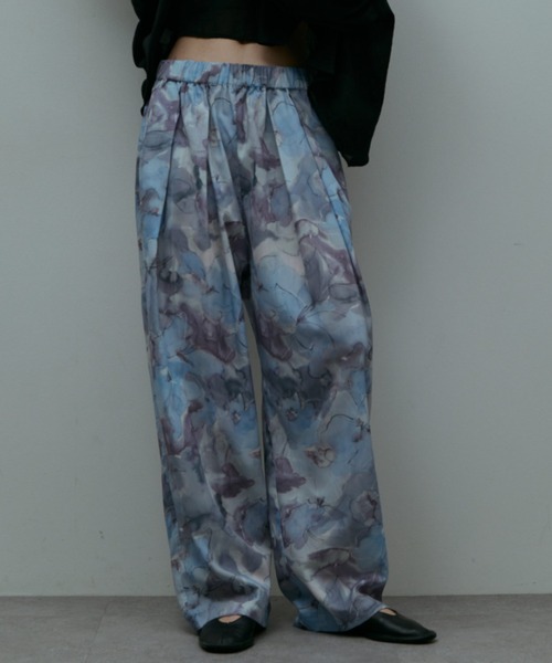 flaeu(フラユ)の「Blur Flower Trousers(その他パンツ・レディース・ブルー/ピンク・FREE)」の3枚目の写真