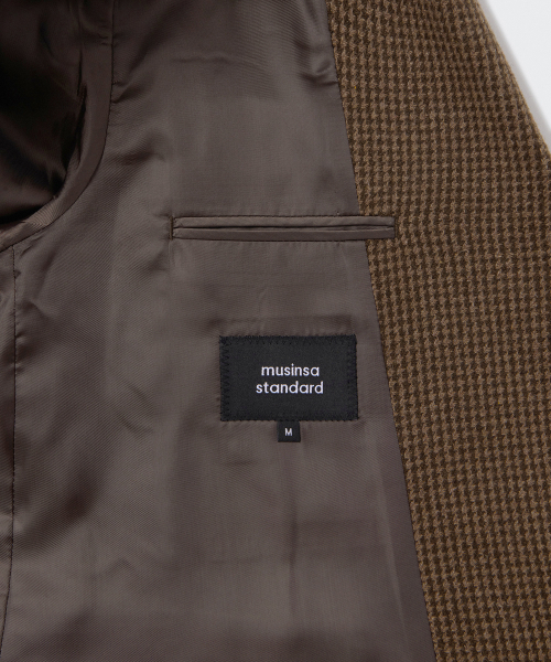MUSINSA STANDARD WOMAN（ムシンサスタンダードウーマン）の「ウィメンズハウンドトゥースチェックオーバーサイズ3ボタンブレザー[ブラウン]（テーラードジャケット・レディース・その他・X-SMALL/MEDIUM/SMALL/LARGE）」の8枚目の写真