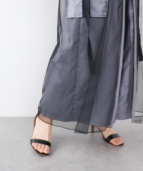 Three Four Time(スリーフォータイム)の「チュールドッキングフロントZIPパンツ(その他パンツ・レディース・グレイッシュベージュ/チャコールグレー・FREE)」の4枚目の写真