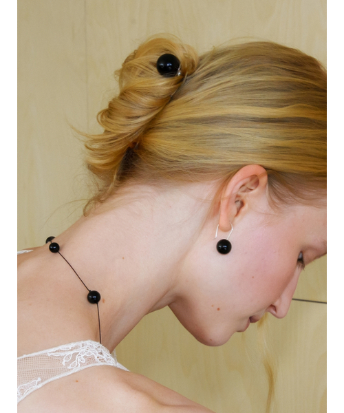 LOVE ME MONSTER(ラブミーモンスター)の「Natural Gem Hook Earrings_2COL (L261MER040)(ピアス(両耳用)・レディース・ブラック/ホワイト・FREE)」の7枚目の写真