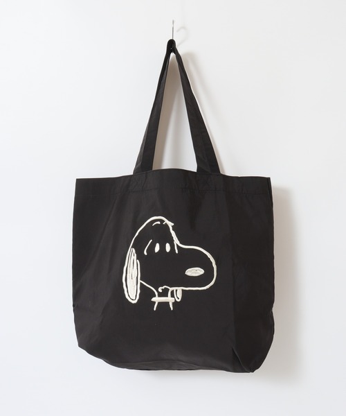 SNOOPY(スヌーピー)の「SNOOPY スヌーピー トートバッグ 肩掛け 刺繍(トートバッグ・レディース・イエロー/ブラック/ダークグレー/オフホワイト/グリーン/ピンク/ブルー・FREE)」の10枚目の写真
