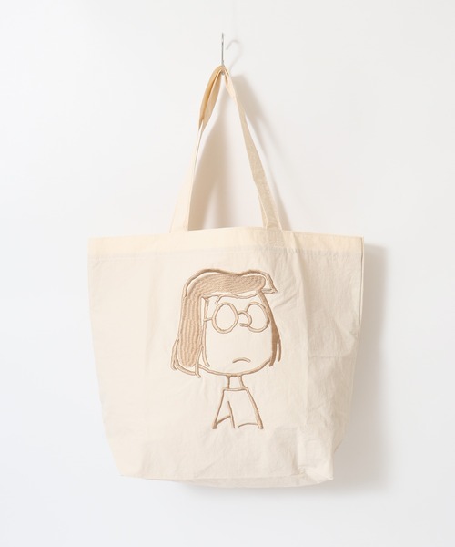 SNOOPY(スヌーピー)の「SNOOPY スヌーピー トートバッグ 肩掛け 刺繍(トートバッグ・レディース・イエロー/ブラック/ダークグレー/オフホワイト/グリーン/ピンク/ブルー・FREE)」の8枚目の写真