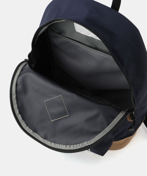 THE NORTH FACE(ザノースフェイス)の「【KIDS/キッズ】【THE NORTH FACE/ザ・ノース・フェイス】K Berkeley(バックパック/リュック・キッズ・ネイビー/ベージュ・FREE)」の11枚目の写真