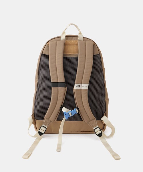 THE NORTH FACE(ザノースフェイス)の「【KIDS/キッズ】【THE NORTH FACE/ザ・ノース・フェイス】K Berkeley(バックパック/リュック・キッズ・ネイビー/ベージュ・FREE)」の16枚目の写真