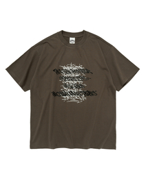 アーバングラフィティレタリング半袖Tシャツ(カーキ)