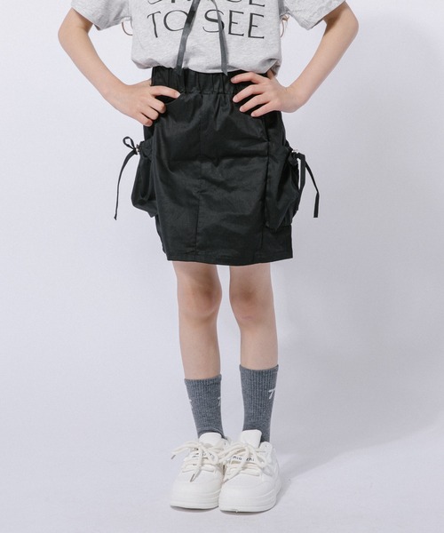 URBAN CHERRY（アーバンチェリー）の「ボリュームソールレースアップスニーカー（スニーカー・キッズ・ホワイト・18.5cm/19.0cm/19.5cm/20.0cm/21.5cm/22.0cm/22.5cm）」の2枚目の写真