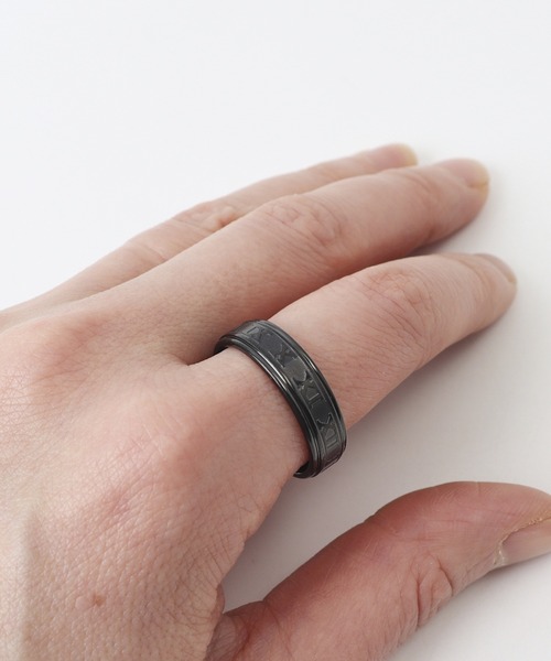 CHRONOM（クロノム）の「ローマ数字リング（リング・メンズ・ブラック/シルバー/ゴールド・24号/21号/18号/13号/15号）」の5枚目の写真