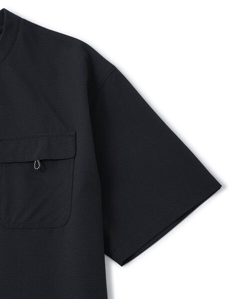 le cercle ADAM ET ROPE'(ルセルクルアダムエロペ)の「ロフトエアプルオーバートップス / セットアップ対応 / 接触冷感 / UVケア(Tシャツ/カットソー・メンズ・キナリ/ブラック/ネイビー/ダークブラウン・L/LL/M/S)」の18枚目の写真