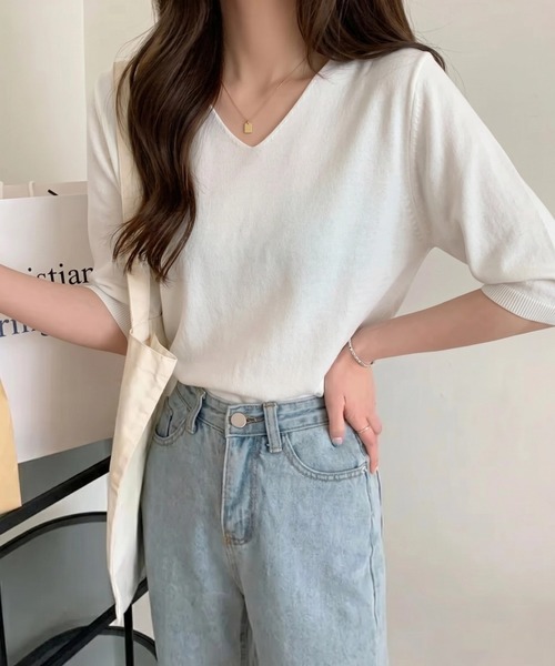 HAILY(ヘイリー)の「5分袖Vネックシンプルニット(ニット/セーター・レディース・ベージュ/パープル/ホワイト/レッド/ブラック/アイボリー・FREE)」の10枚目の写真