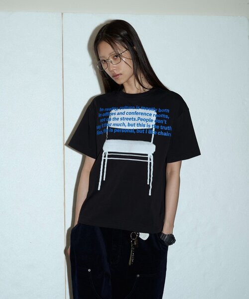 WHO'S WHO gallery（フーズフーギャラリー）の「【OFFICE SERVICES】 OFFICE CHAIR TEE（Tシャツ/カットソー・レディース・ホワイト/ブラック・LARGE/MEDIUM）」の12枚目の写真