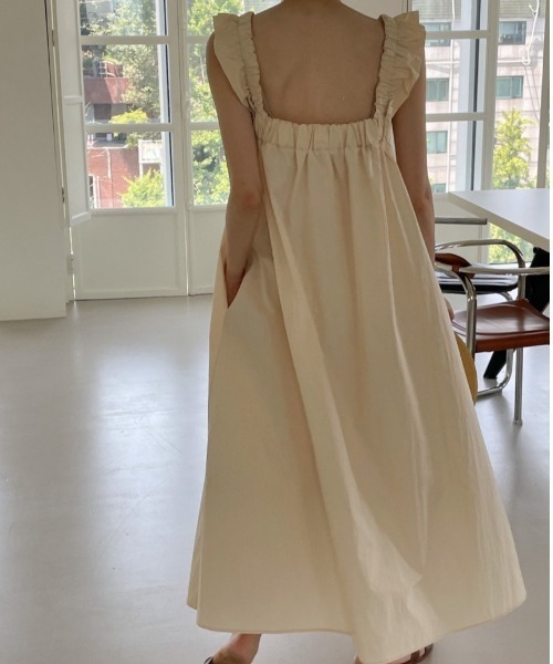 YUGA(ユーガ)の「YUGA_YGMC Korean-style Frill-sleeve resort dress(ワンピース・レディース・ライトブルー/ライトベージュ・FREE)」の11枚目の写真