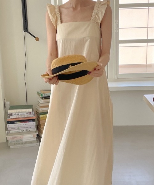 YUGA(ユーガ)の「YUGA_YGMC Korean-style Frill-sleeve resort dress(ワンピース・レディース・ライトブルー/ライトベージュ・FREE)」の8枚目の写真