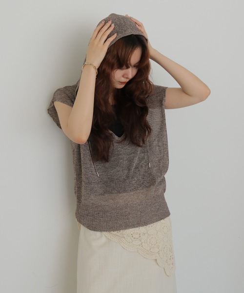 cheriella(シェリエラ)の「【cheriella】ミックスヤーンフーディトップス MIX YARN HOODIE TOP(Tシャツ/カットソー・レディース・ブラウン/アイボリー/チャコールグレー・FREE)」の4枚目の写真