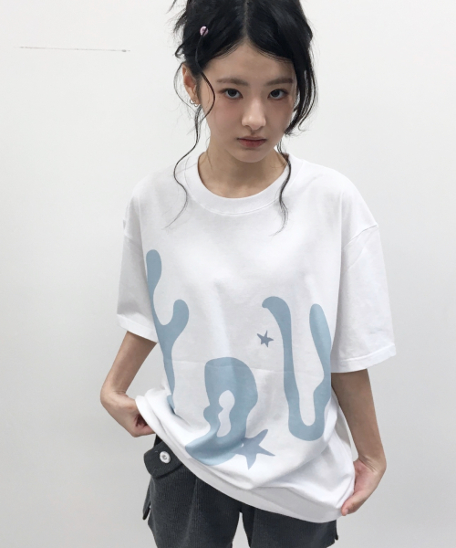 NAAIEEN(ナイエン)の「YOU グラフィックベーシックTシャツ ホワイト(Tシャツ/カットソー・レディース・その他・FREE)」の2枚目の写真