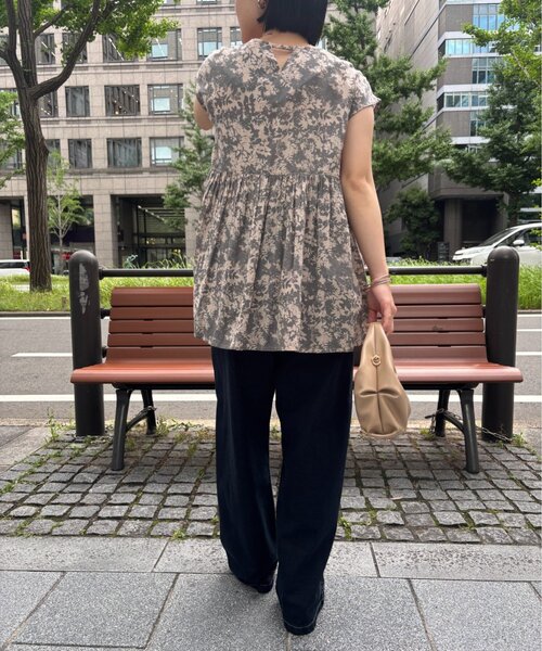 Jena espace merveilleux(ジェナ エスパスメルヴェイユ)の「冷感デニムパンツ(デニムパンツ・レディース・ブルー系その他/ネイビー・FREE)」の21枚目の写真