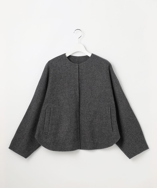 自由区(ジユウク)の「リバーノーカラー ジャケット(ノーカラージャケット・レディース・黄土色系/グレー系・32)」の7枚目の写真