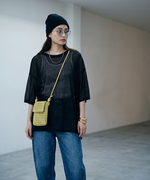STYLE DELI(スタイルデリ)の「【BLK001】シアー半袖プルオーバー(Tシャツ/カットソー・レディース・ブラック/ブルー/イエロー・FREE)」の6枚目の写真