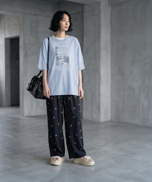 STYLE DELI(スタイルデリ)の「【BLK001】シアー半袖プルオーバー(Tシャツ/カットソー・レディース・ブラック/ブルー/イエロー・FREE)」の8枚目の写真