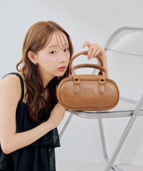 continuer de NICE CLAUP(コンティニューデナイスクラップ)の「ころんと愛らしいミニボストンバッグ(ボストンバッグ・レディース・ブラウン/ブラック/キャメル・FREE)」の8枚目の写真